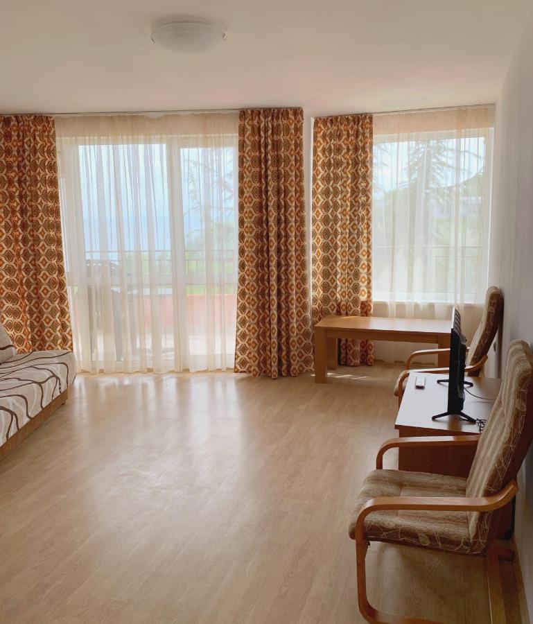 Riviera Fort Beach Apartments By Kalina Resort, رافدا المظهر الخارجي الصورة