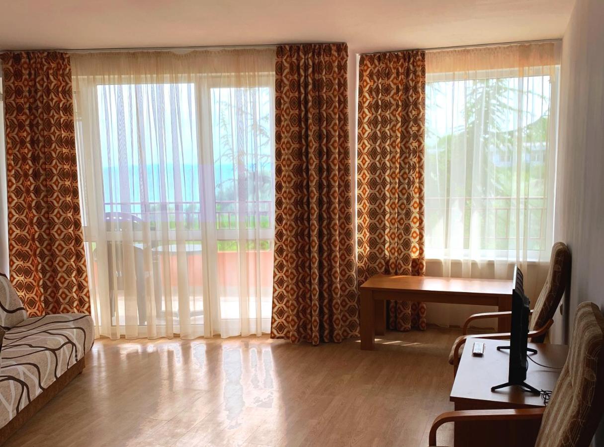 Riviera Fort Beach Apartments By Kalina Resort, رافدا المظهر الخارجي الصورة